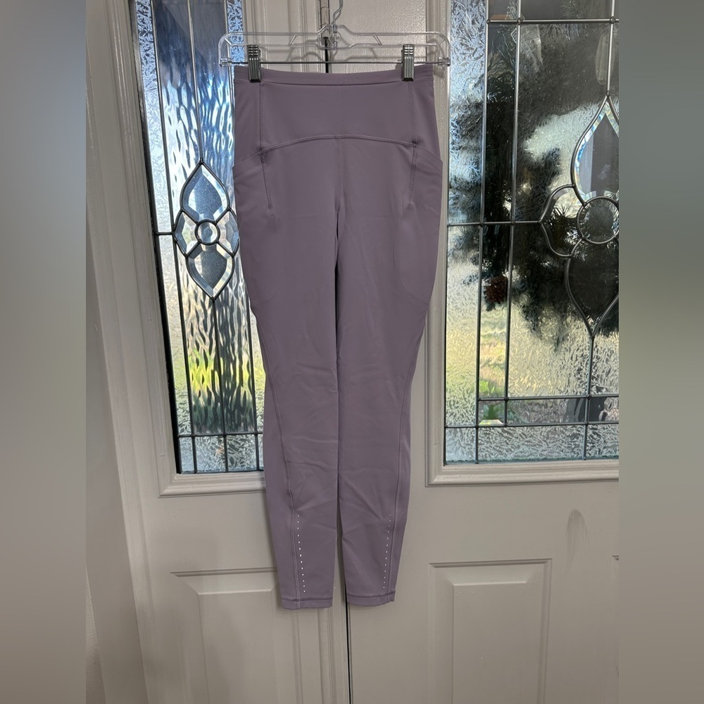 Lululemon Swift Speed High-Rise Tight 28" in Violet Verbena size 4
